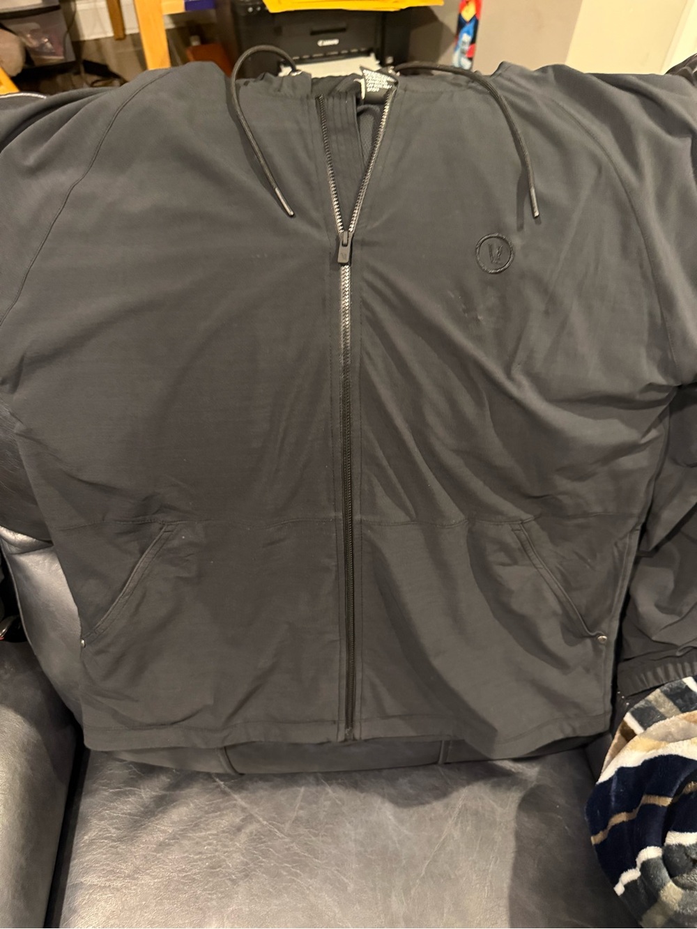 Vuori Men's Black Zip Hoodie Jacket